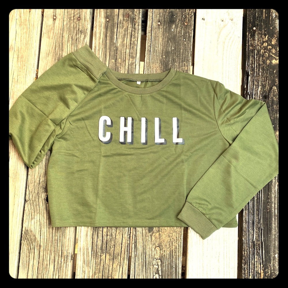 "Chill" Cropped Sweatshirt